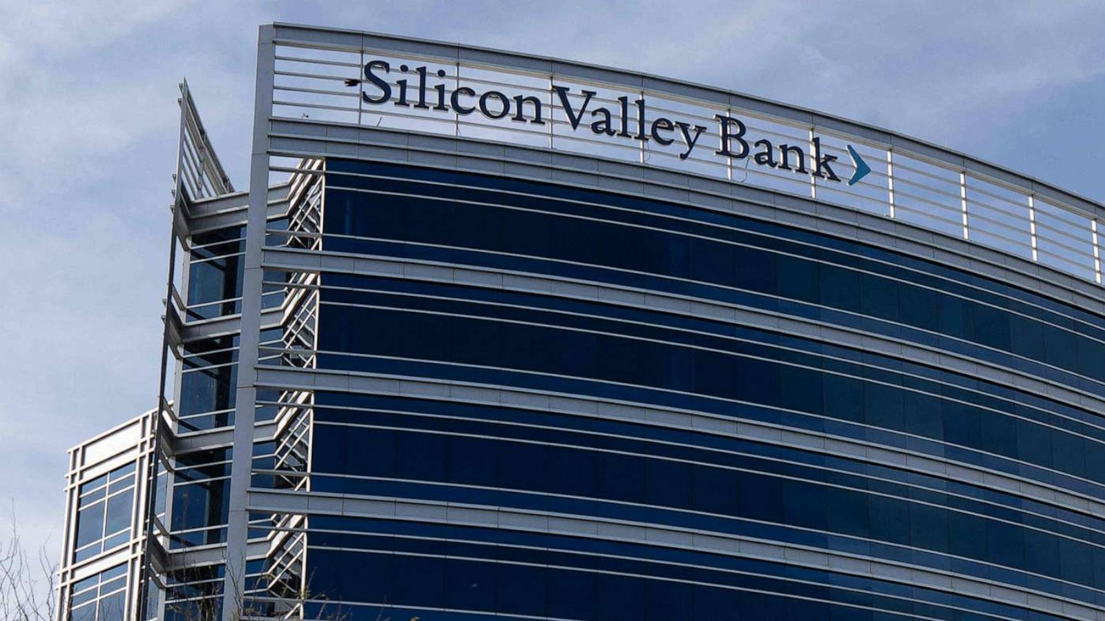 Chancellor Announces Over &pound;2.5 Bn In Tech R&D: Will It Suffice To Bolster UK Tech Economy Following Sillicon Valley Bank Collapse?